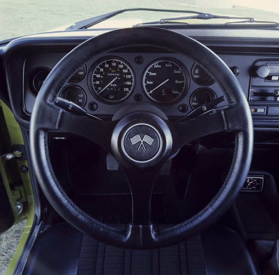  Ford Capri (Mk II) 1974 года  (фото 3 из 11)